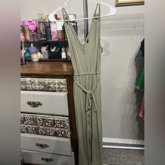 Old navy Sleeveless Double-Strap Ankle-Length Jumpsuit - Picture 2 of 3